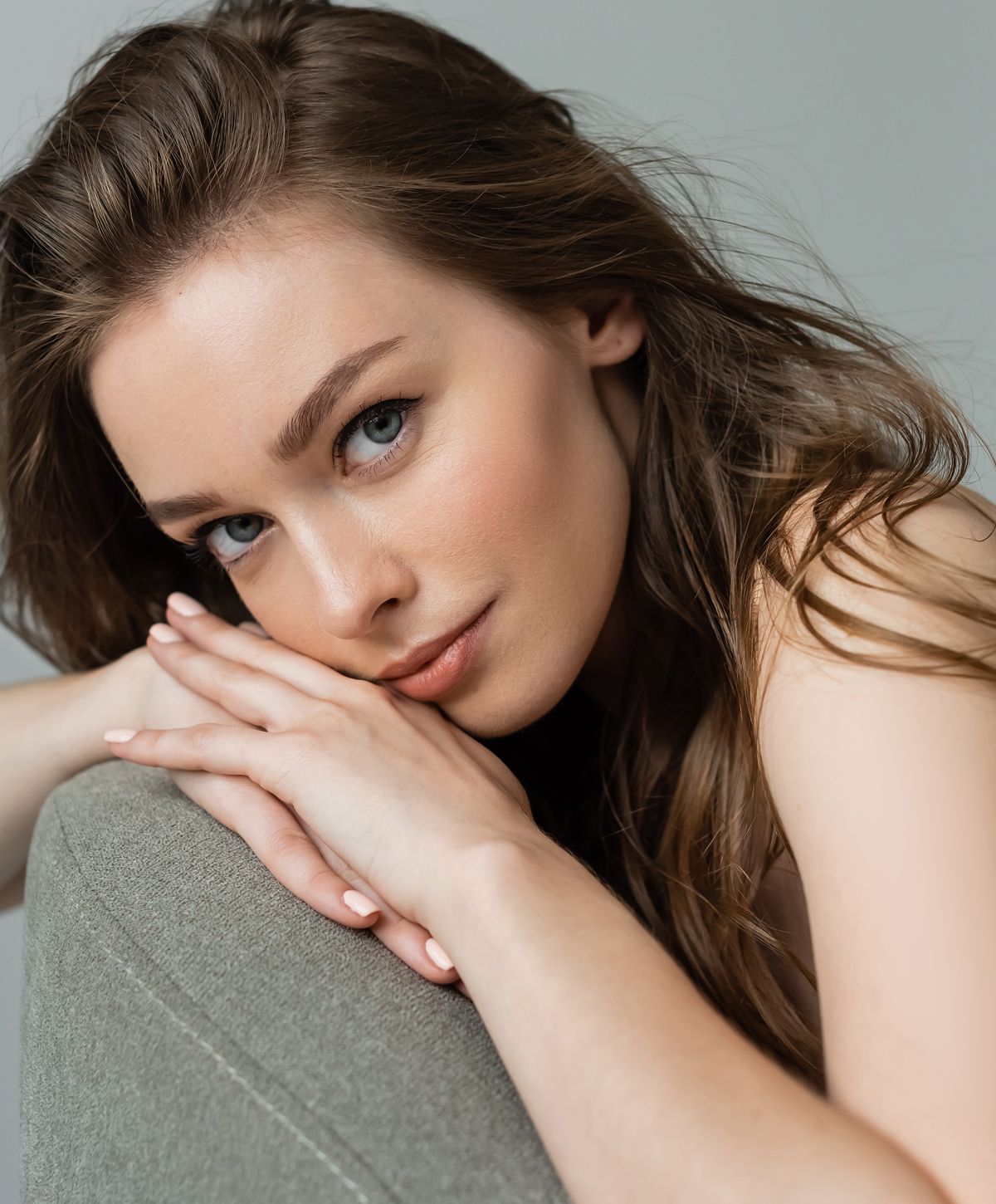 Portrait of a woman with beautiful features.